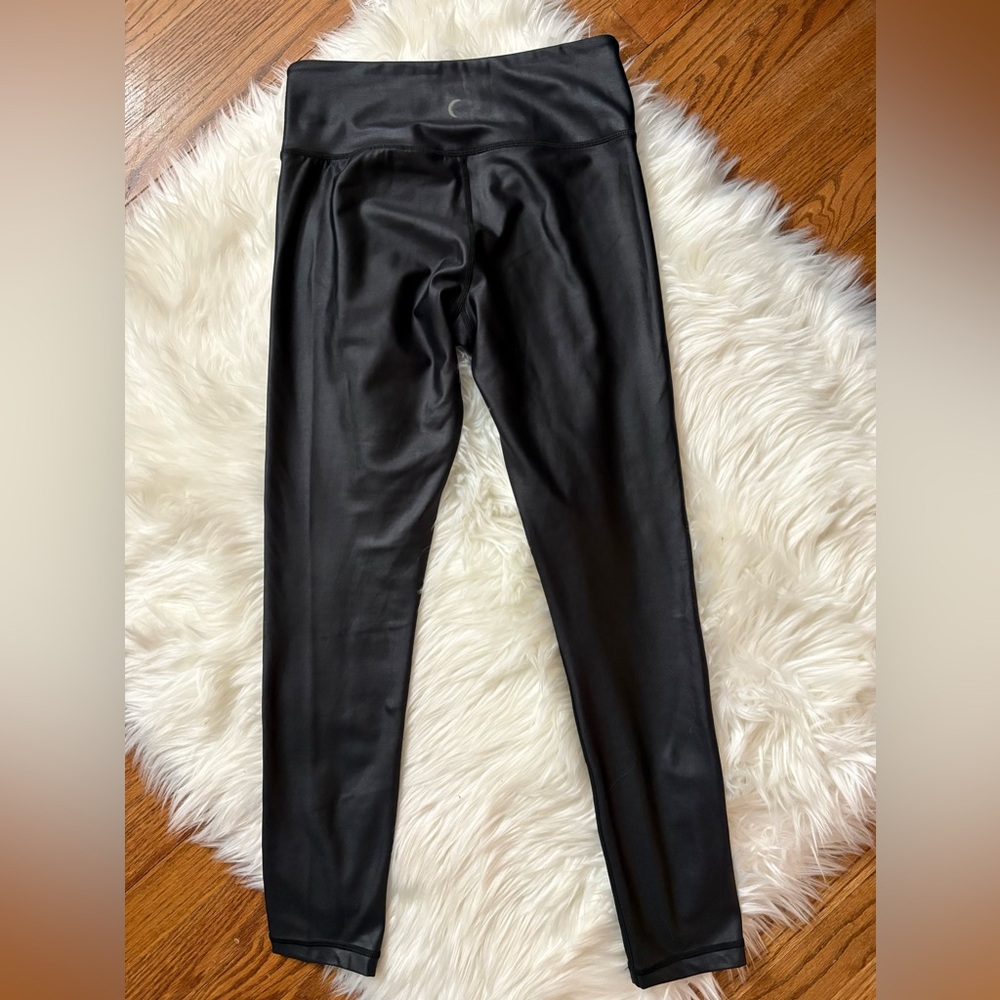 Zyia Black Metallic Plus Light n Tight Hi-rise 7/8 24" - Picture 6 of 10